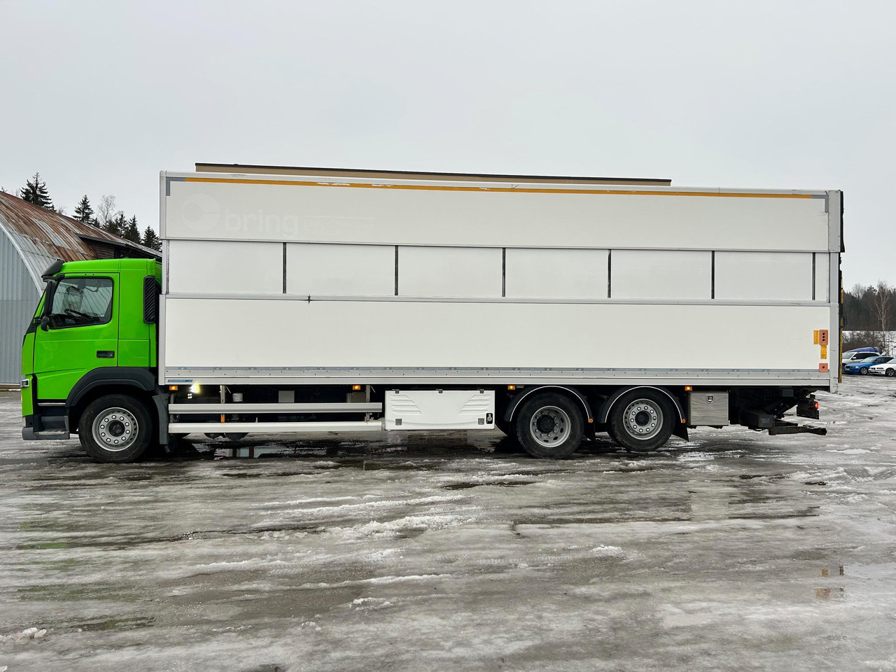 Refrigerator truck VOLVO FM410: picture 11