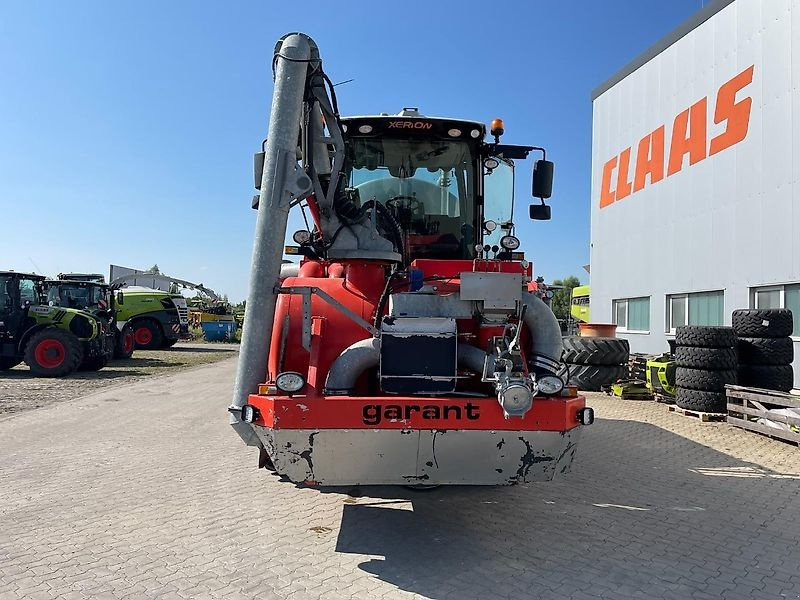 Farm tractor CLAAS XERION 3800 Trac VC: picture 13