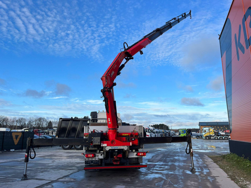 Dropside/ Flatbed truck, Crane truck Volvo FH 500 6x2 FASSI F195 / PLATFORM L=6521 mm: picture 10