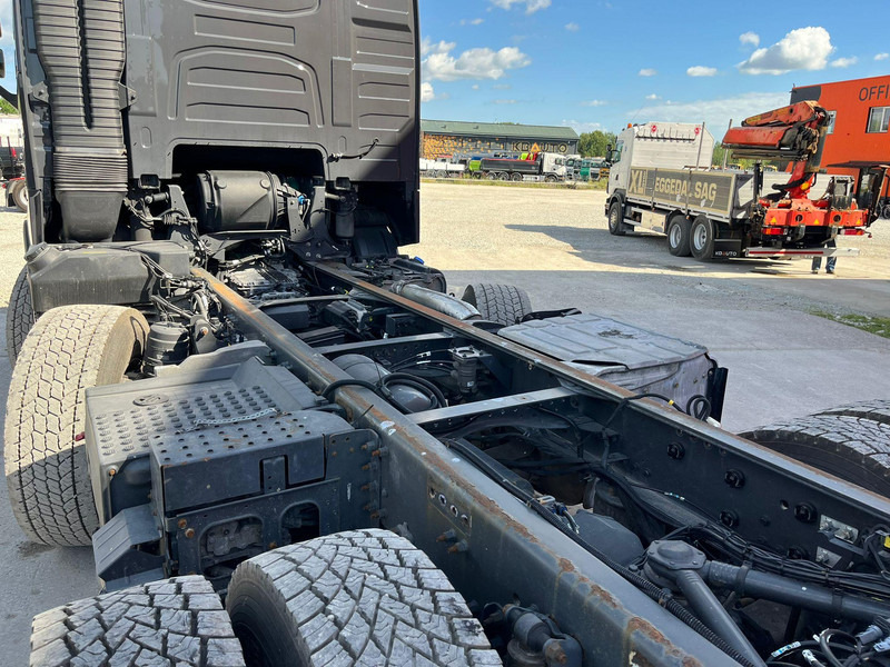 Cab chassis truck Volvo FH 750 10x4*6 GCW 100 ton / CHASSIS L=7350 mm: picture 13