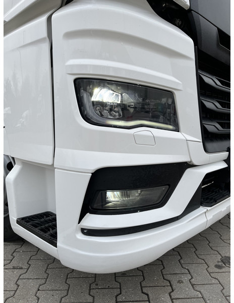 Lease a MAN TGX 18.470 GX / ZF Retarder / Full LED / 2 Tanks / APK TUV 01-26 MAN TGX 18.470 GX / ZF Retarder / Full LED / 2 Tanks / APK TUV 01-26: picture 11