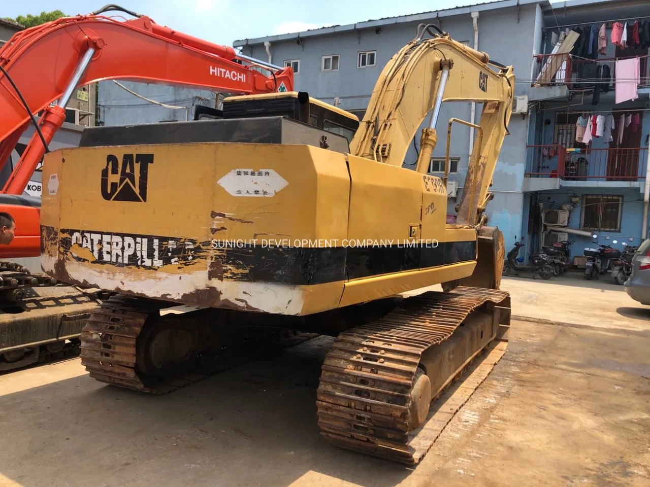 Crawler excavator Japan Origin Good Condition Used 0.7 Caterpillar E200b Crawler Excavator: picture 12