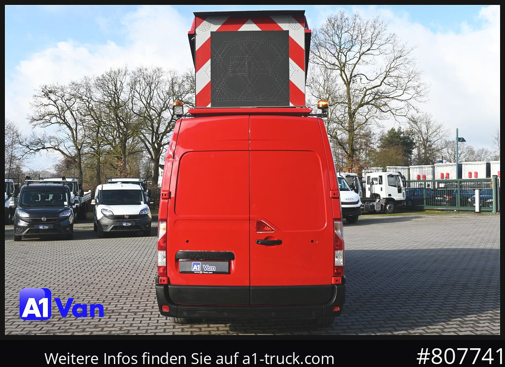 Camper van RENAULT Master 170 DCI, BF3 Begleitfahrzeug, Klima, RFK, Navi: picture 10