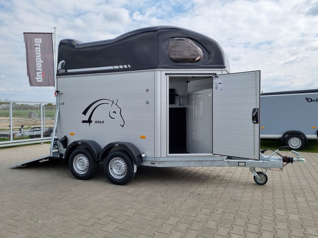 New Horse trailer Cheval Liberté Gold First Alu for two horses with tack room 2000 kg GVW trailer: picture 31