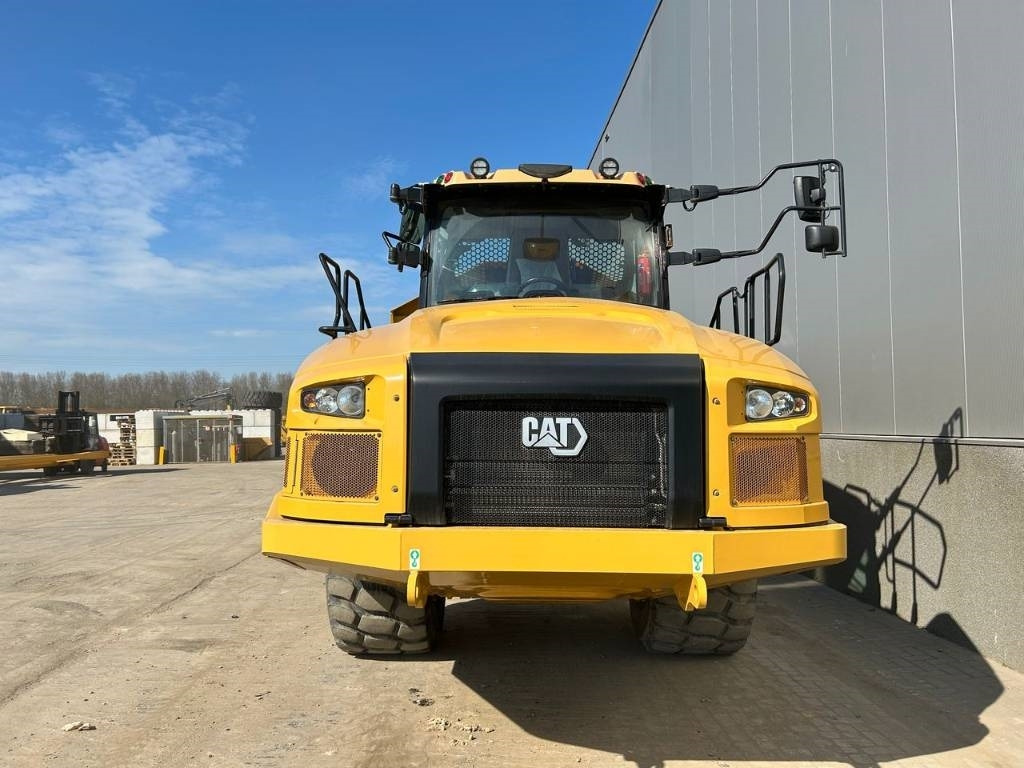 Articulated dumper CAT 730 (Low hours:1652 idle hours): picture 8