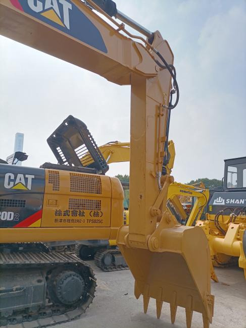 Crawler excavator CAT 325D: picture 6