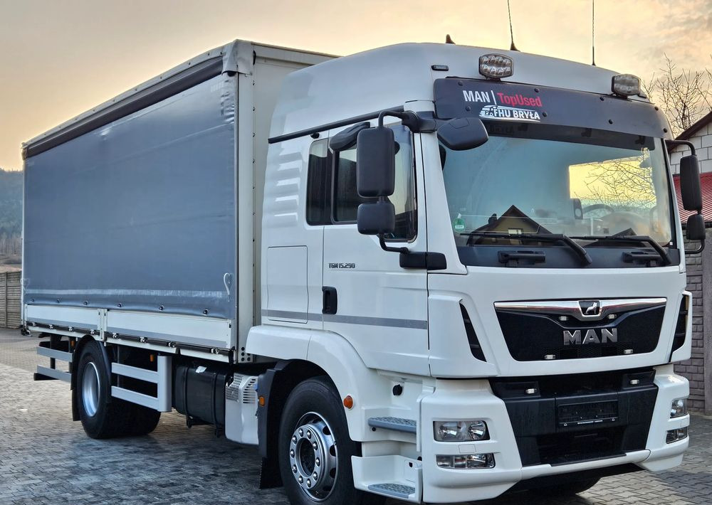 Curtainsider truck MAN TGM 15.290/E6/FIRANKA/BURTO-FIRANKA/SZKOŁA JAZDY/MAŁY ROZSTAW OSI/16PALET/WINDA/NISKI PRZEBIEG/2019/SERWISOWANY: picture 8