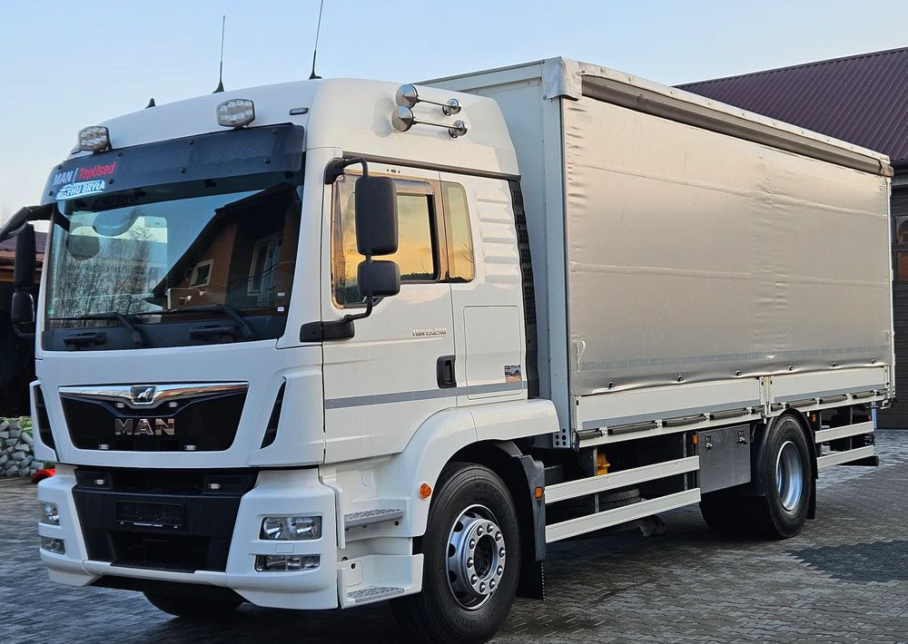 Curtainsider truck MAN TGM 15.290/E6/FIRANKA/BURTO-FIRANKA/SZKOŁA JAZDY/MAŁY ROZSTAW OSI/16PALET/WINDA/NISKI PRZEBIEG/2019/SERWISOWANY: picture 9