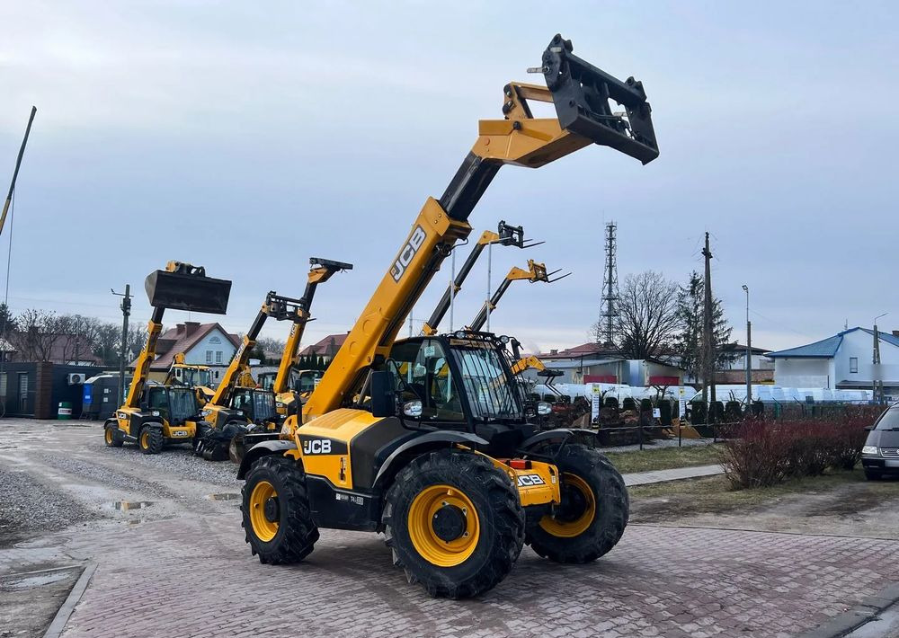 Telescopic handler JCB 531-70: picture 13