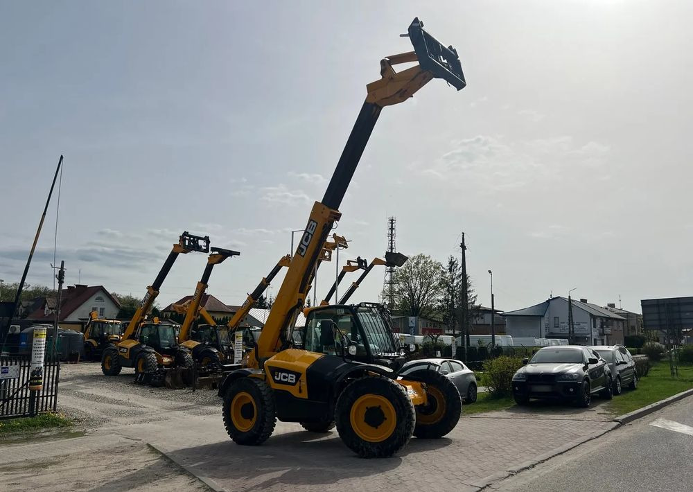 Telescopic handler JCB 531-70: picture 14