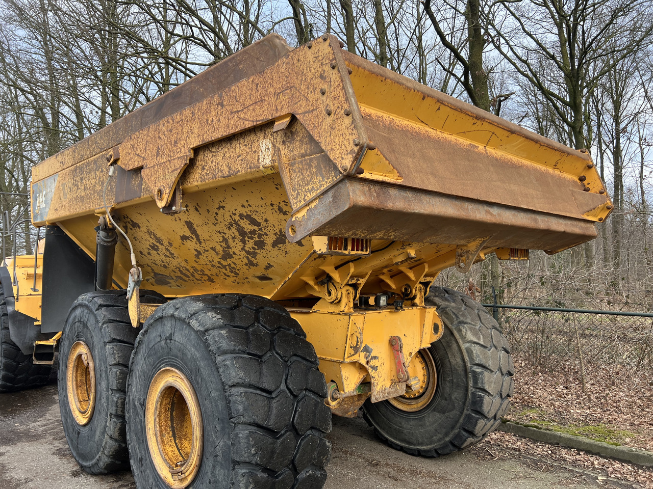 Articulated dumper Volvo A40E: picture 40