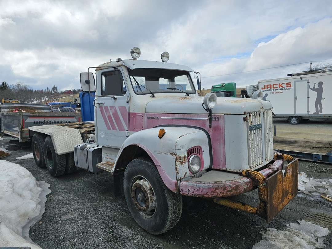 Truck 1978 Veteran Scania 111: picture 8