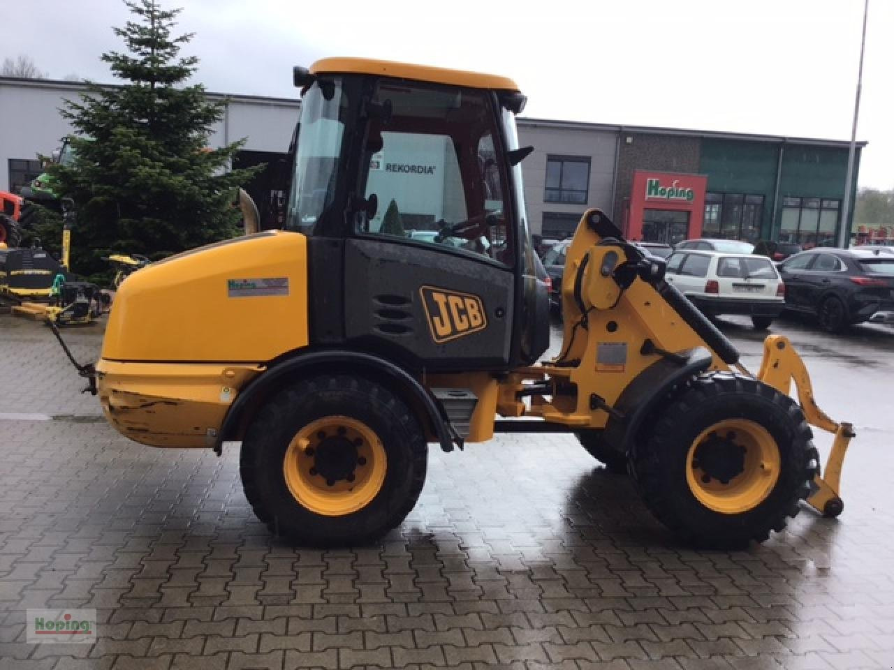 Wheel loader JCB 406: picture 7