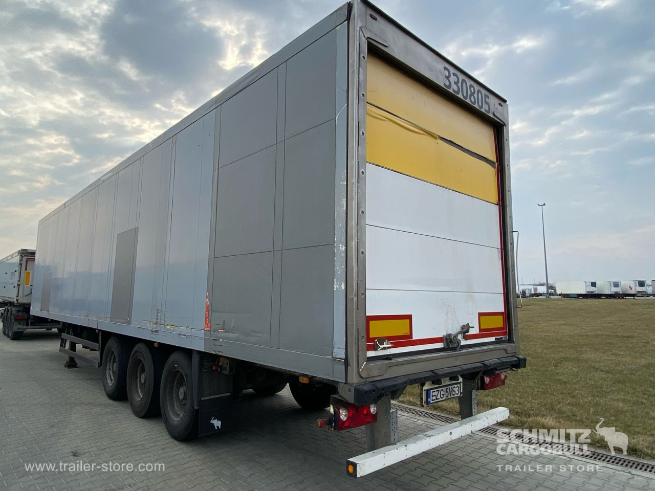 Isothermal semi-trailer SCHMITZ Reefer Standard: picture 12