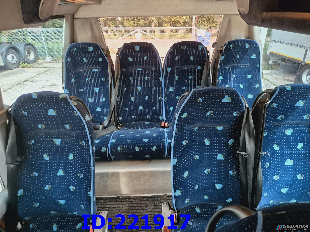 Coach FORD Sunset VIP 17-seats: picture 24