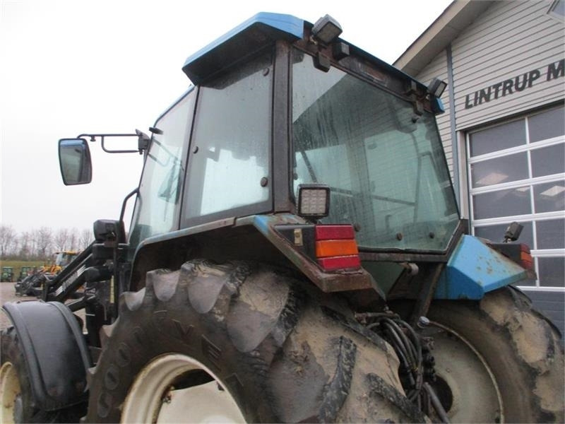 Farm tractor New Holland 7740 SLE Turbo Med frontlæsser og frontlift.: picture 10 Farm tractor New Holland 7740 SLE Turbo Med frontlæsser og frontlift.: picture 10