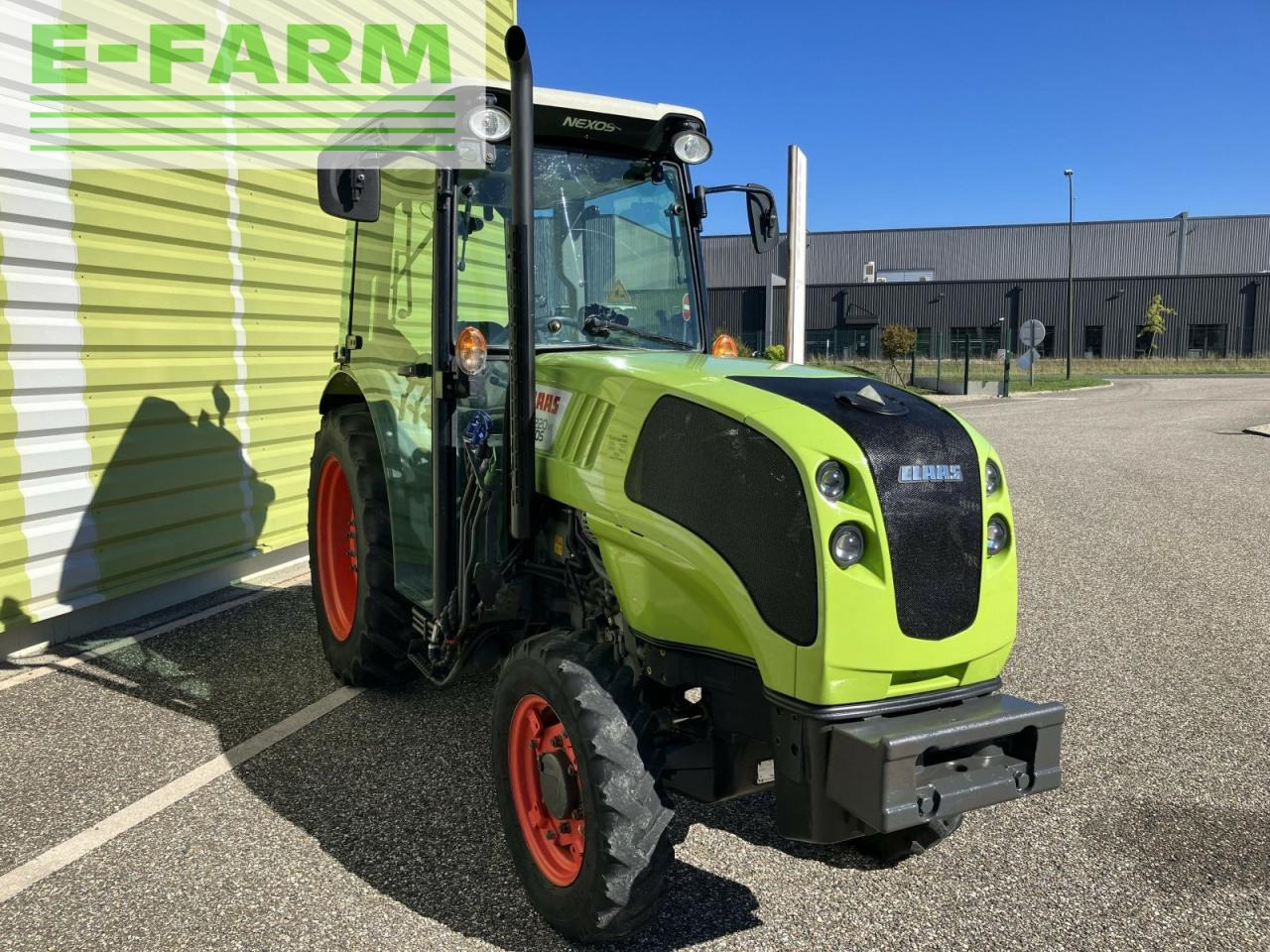 Farm tractor CLAAS nexos 220 ve isc twin VE: picture 6