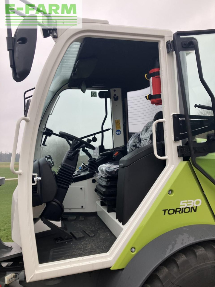 Mini excavator CLAAS torion 530: picture 17