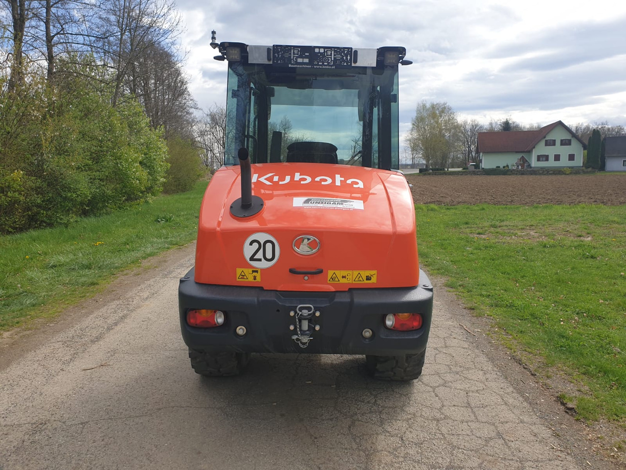 Wheel loader KUBOTA R 070: picture 7