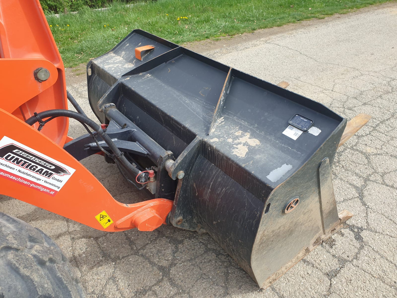 Wheel loader KUBOTA R 070: picture 13