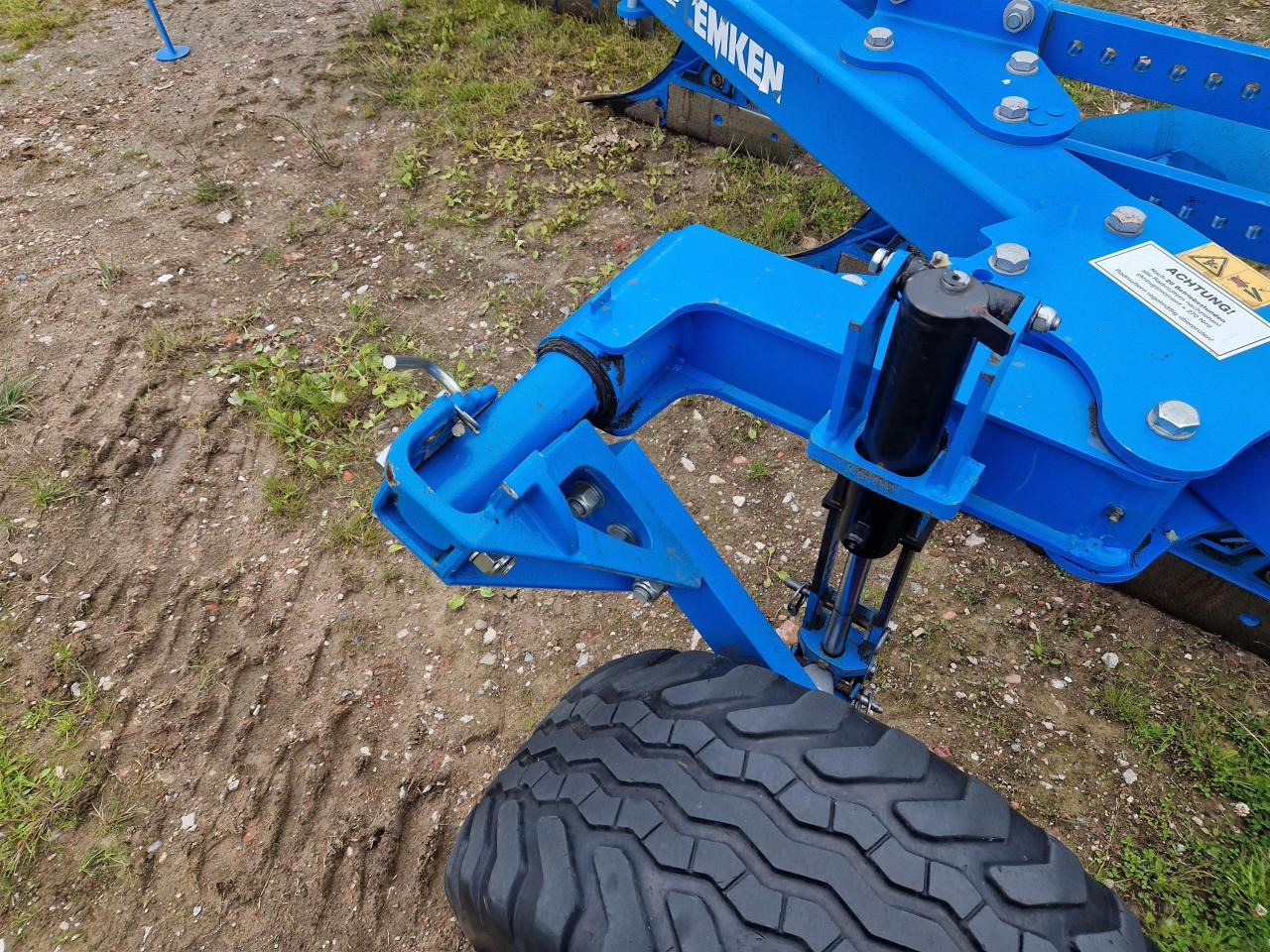 Lease a Lemken Juwel 8 M X 5+1 Lemken Juwel 8 M X 5+1: picture 10