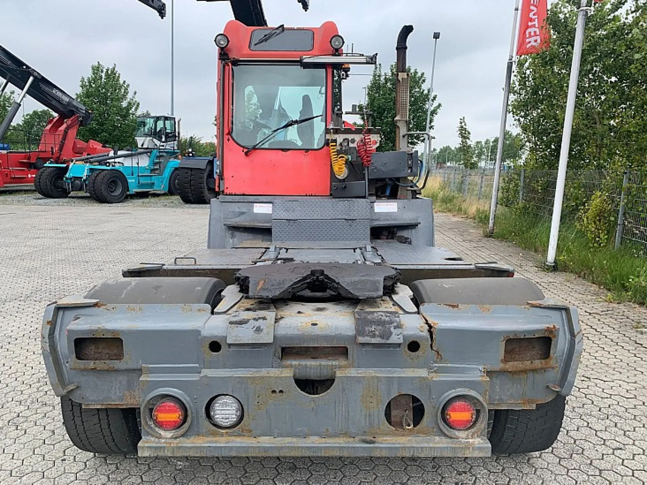 Terminal tractor TERBERG - RT222: picture 6