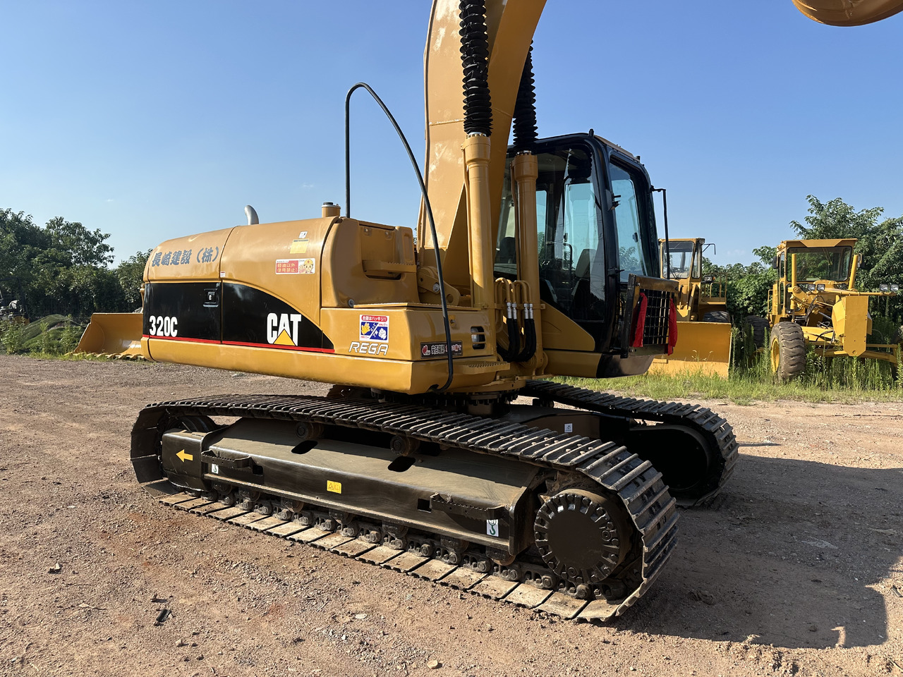 Crawler excavator CATERPILLAR 320CL: picture 10