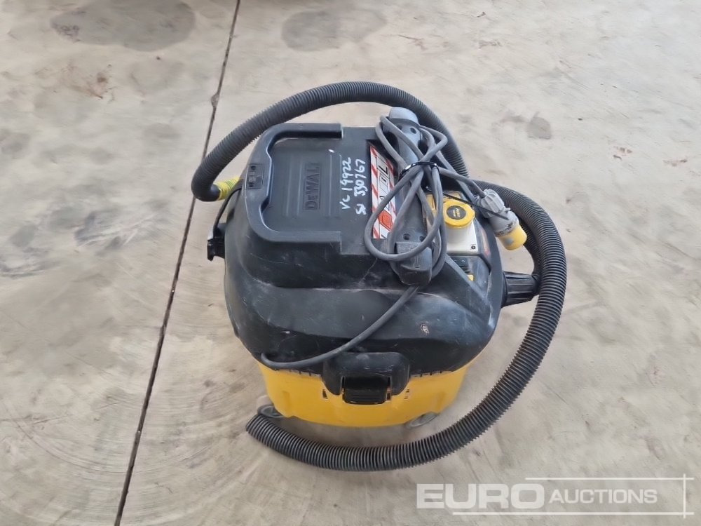 Construction equipment Dewalt DWV901L 110 Volt Industrial Vacuum Cleaner: picture 6