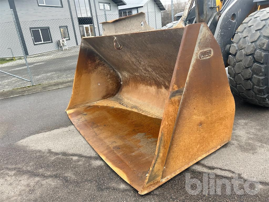 Wheel loader VOLVO L110H: picture 26