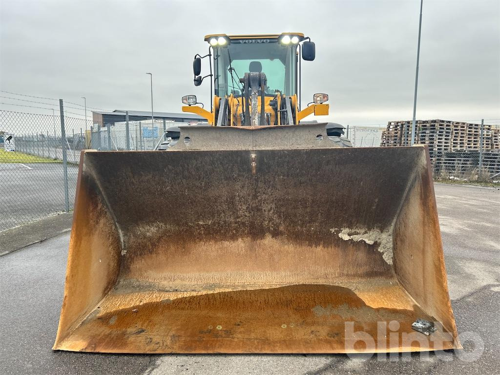 Wheel loader VOLVO L110H: picture 7