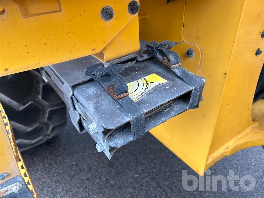 Wheel loader VOLVO L110H: picture 41