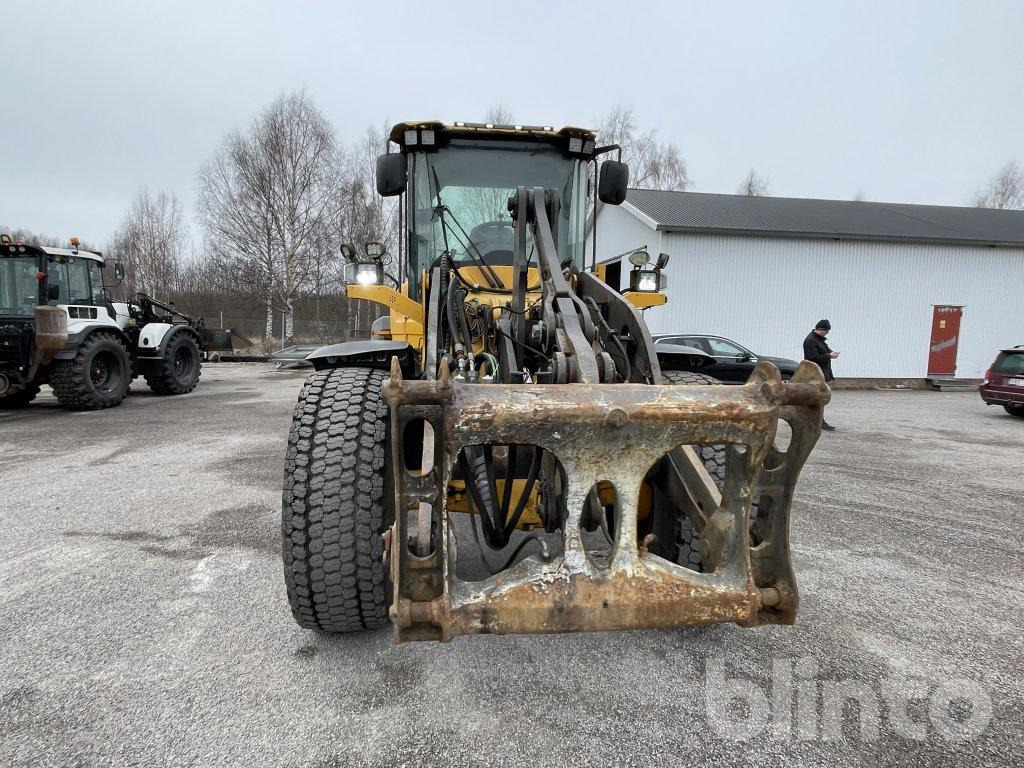 Wheel loader Volvo L60G: picture 12